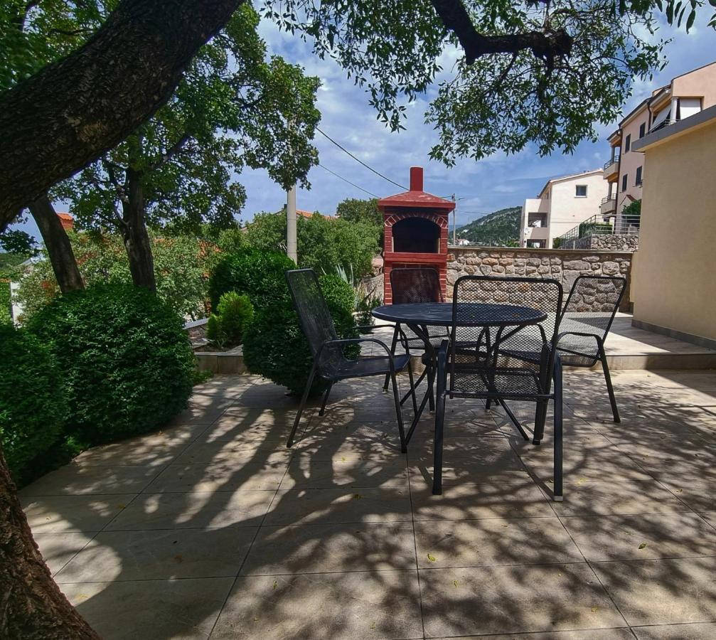 Lukica Apartamento Sveti Juraj Exterior foto